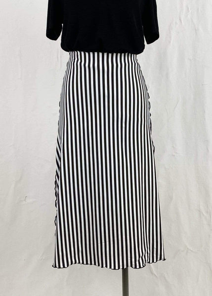 Striped long skirt on sale black and white