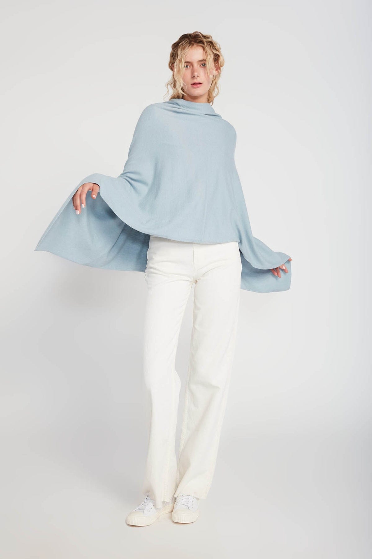 Haystacks poncho Basic Solid Soft and Easy Poncho - Light Blue