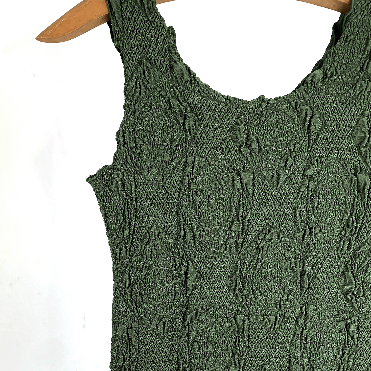 Haystacks top Thyme Lyrac Textured Charming Tank Top