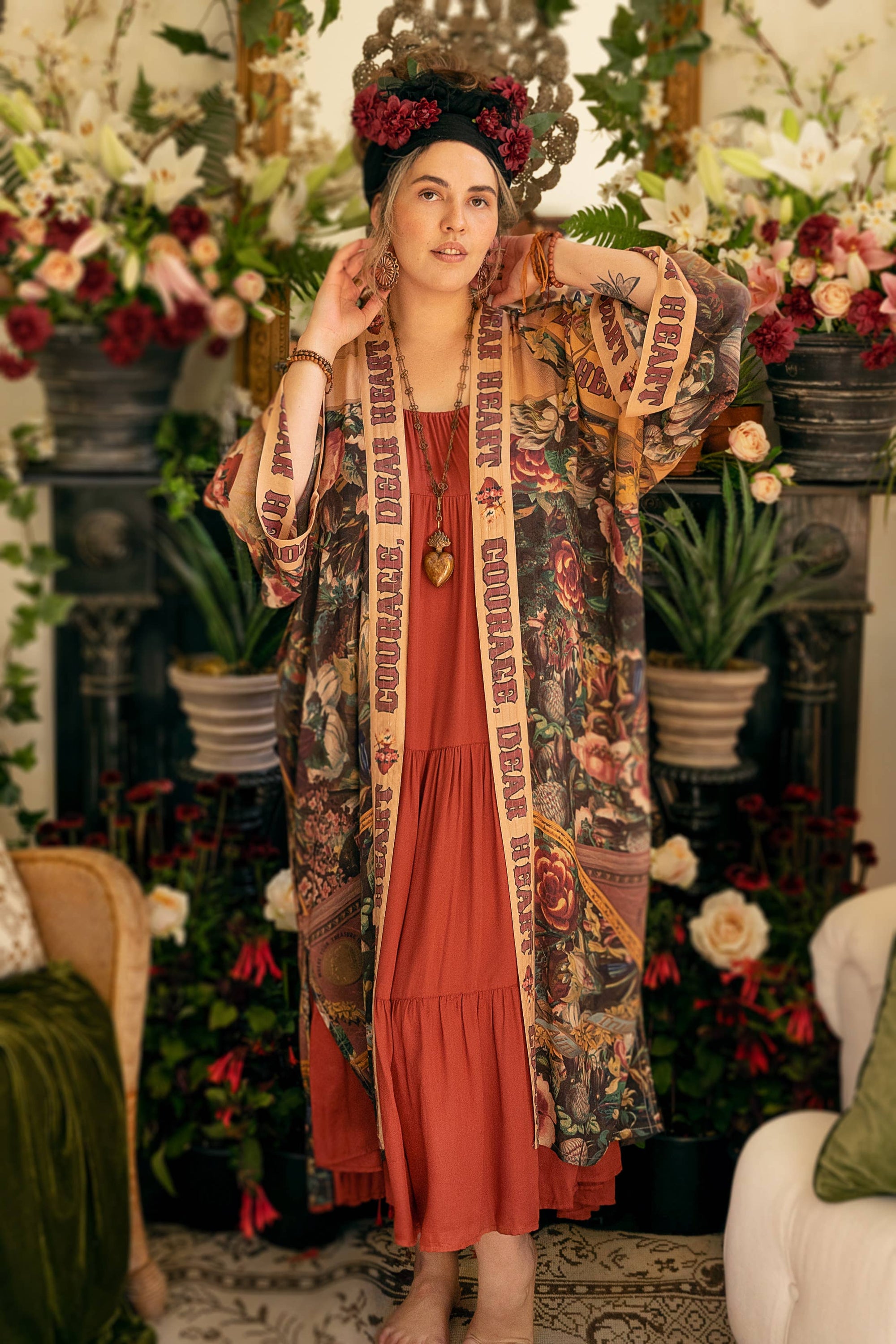 Market of Stars Courage Dear Heart Opera Duster Kimono Robe w/ Sacred Heart