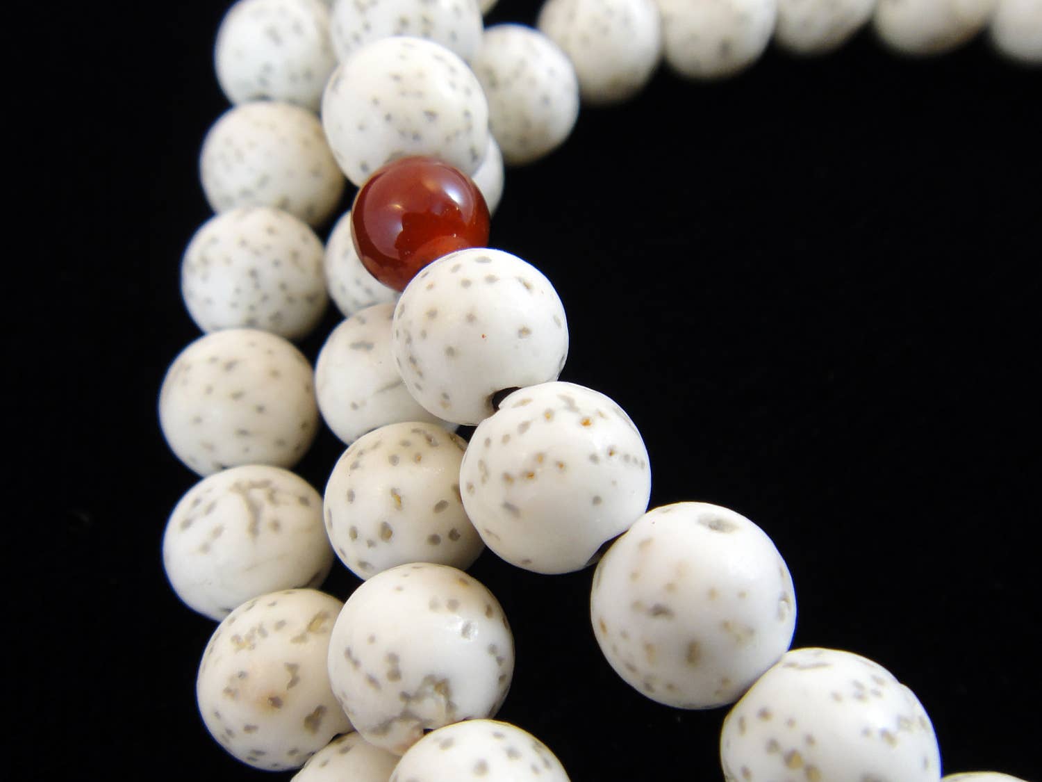 Tika Bracelet Lotus Seed Mala - Small White