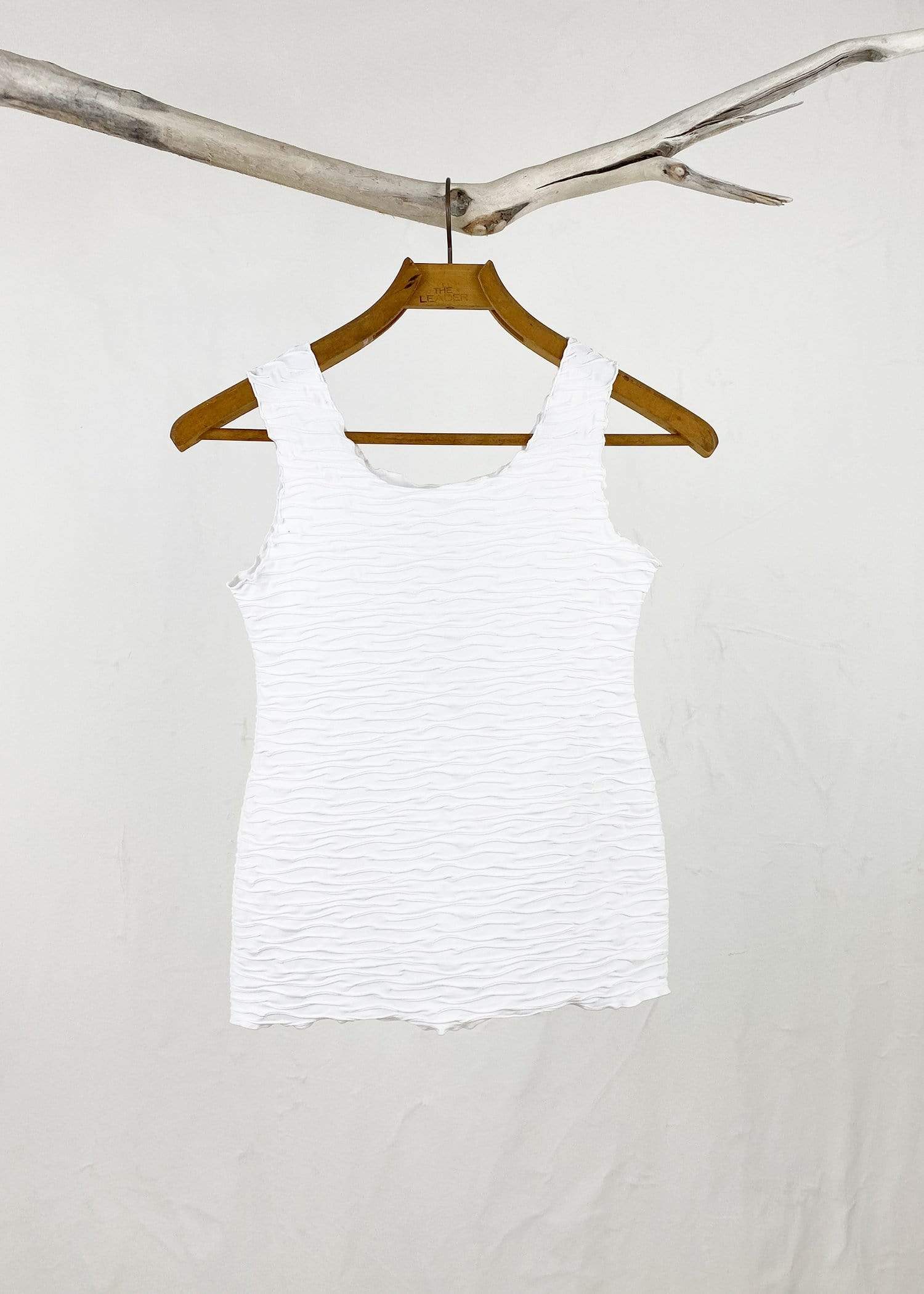 Haystacks top White Crinkle Charming Tank