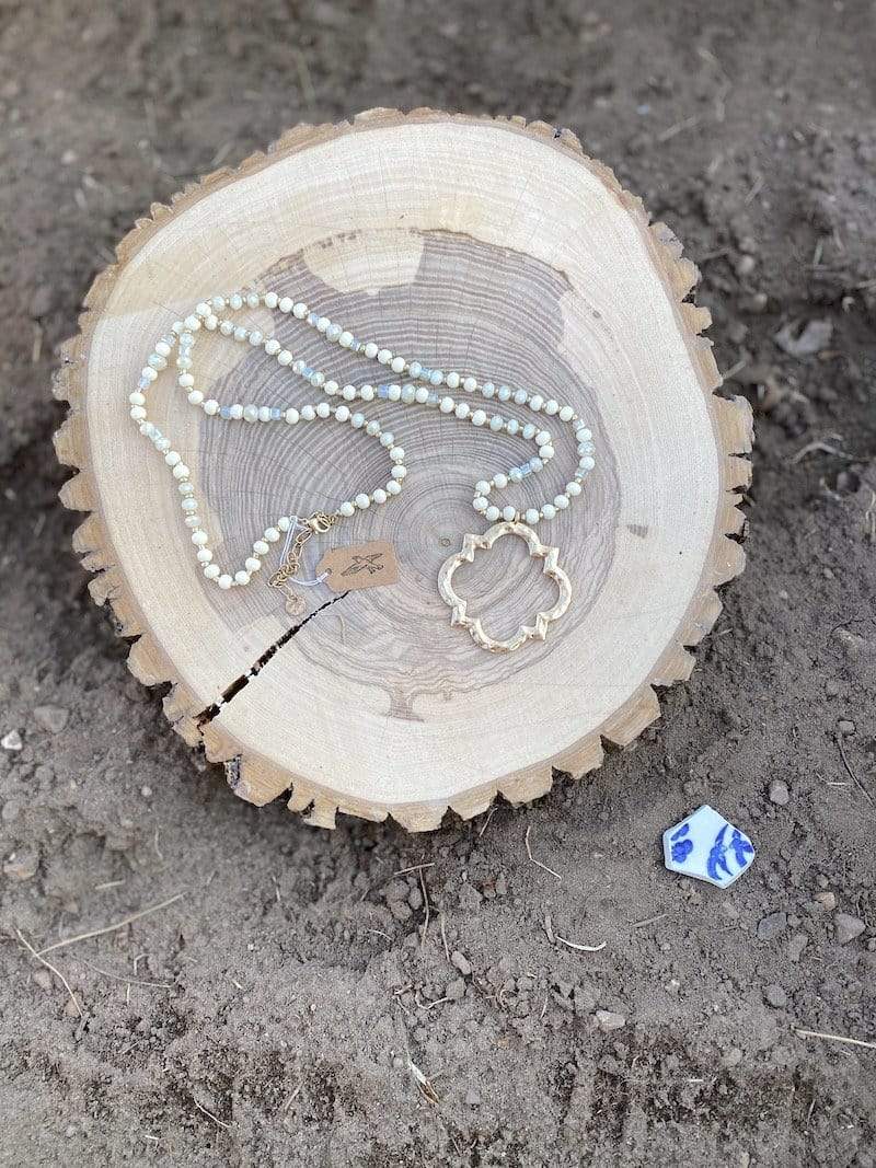 Jewelry Necklace Quatrefoil Milk Glass Beaded Necklace